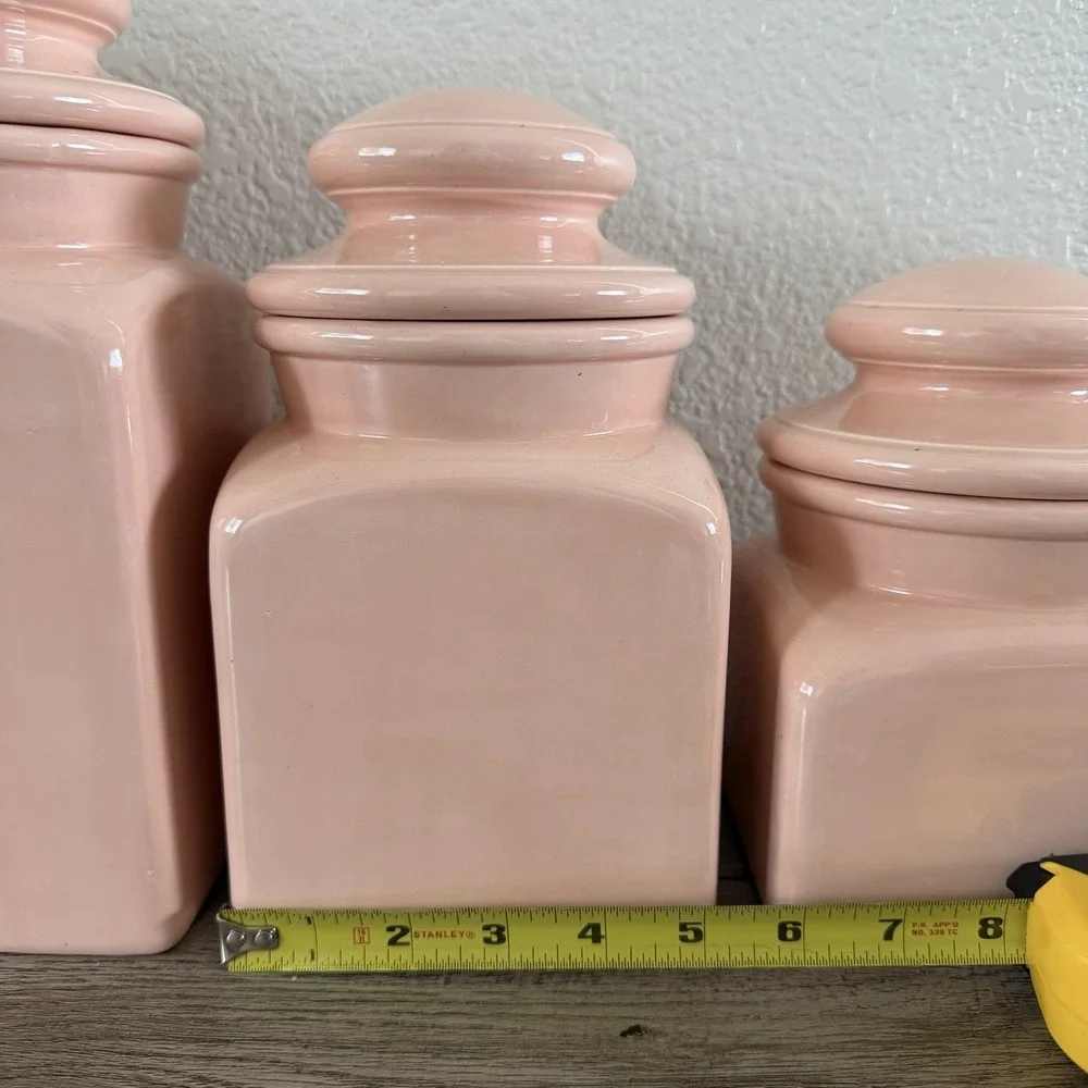 Set Of 4 Vintage MCM Salmon Pink Ceramic Glazed Canisters With Lids 80's? 90's?